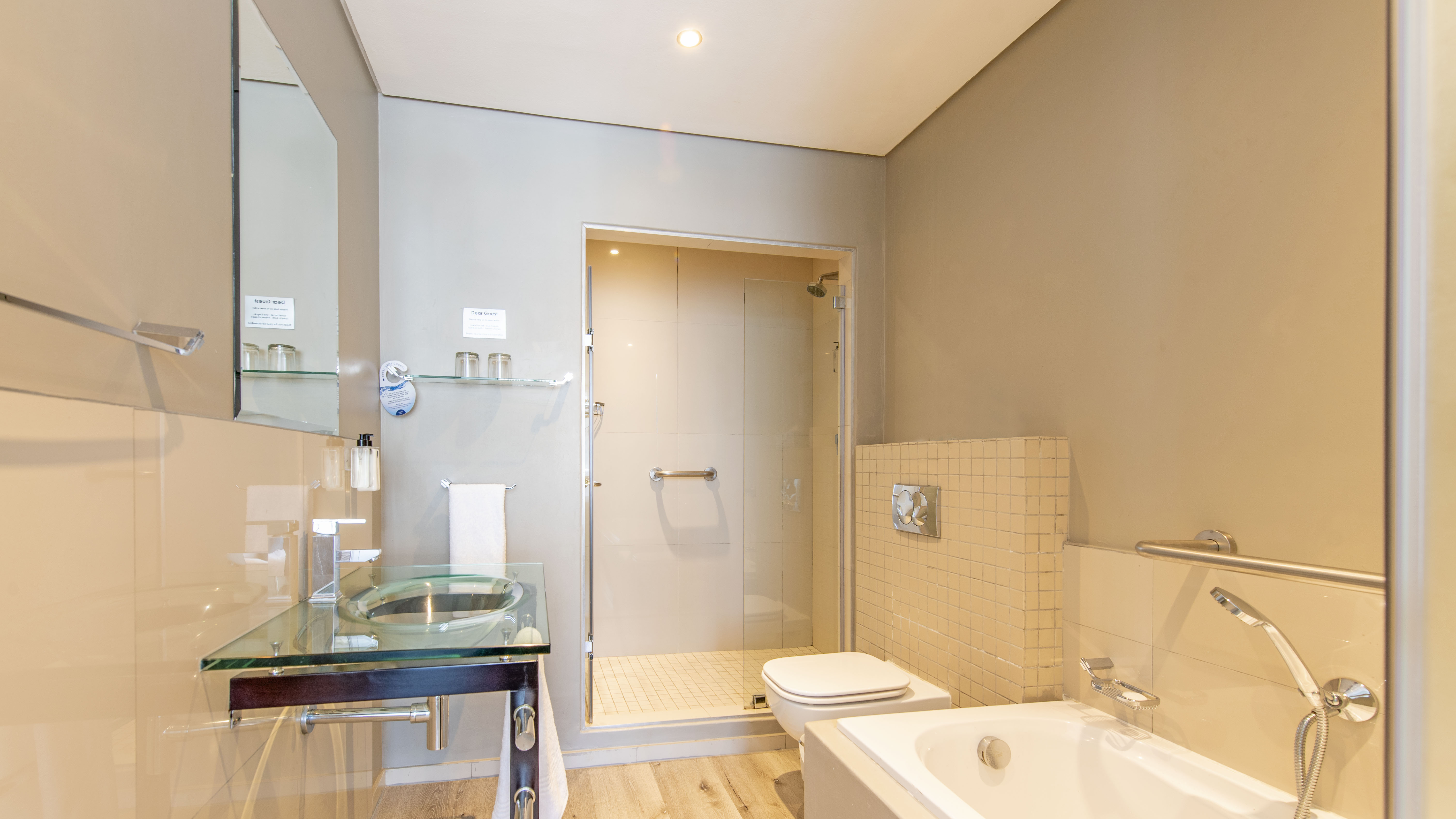 1 Bedroom Property for Sale in Bloubergstrand Western Cape